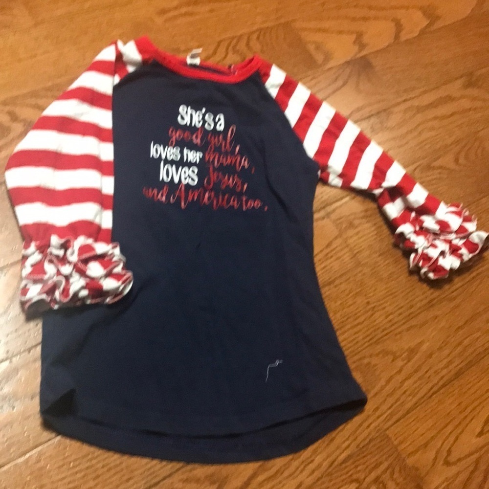 SHE’S a good girl, loves her mama, loves Jesus, and America too raglan
